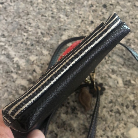 CHALA♥️CROSSBODY CAT APPLIQUÉ Leather 7.5”x5” EUC - Picture 8 of 12